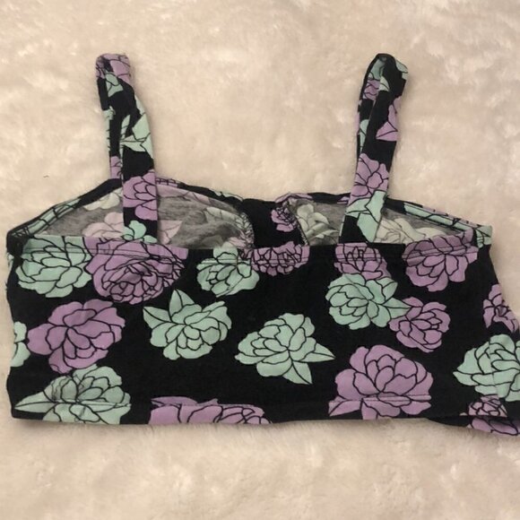 Painted Threads Floral Crop Top Size Medium - Picture 6 of 8